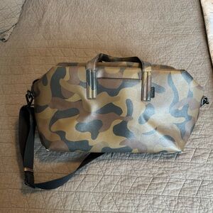 Away The Everywhere Bag Tokyo Leather Camouflage